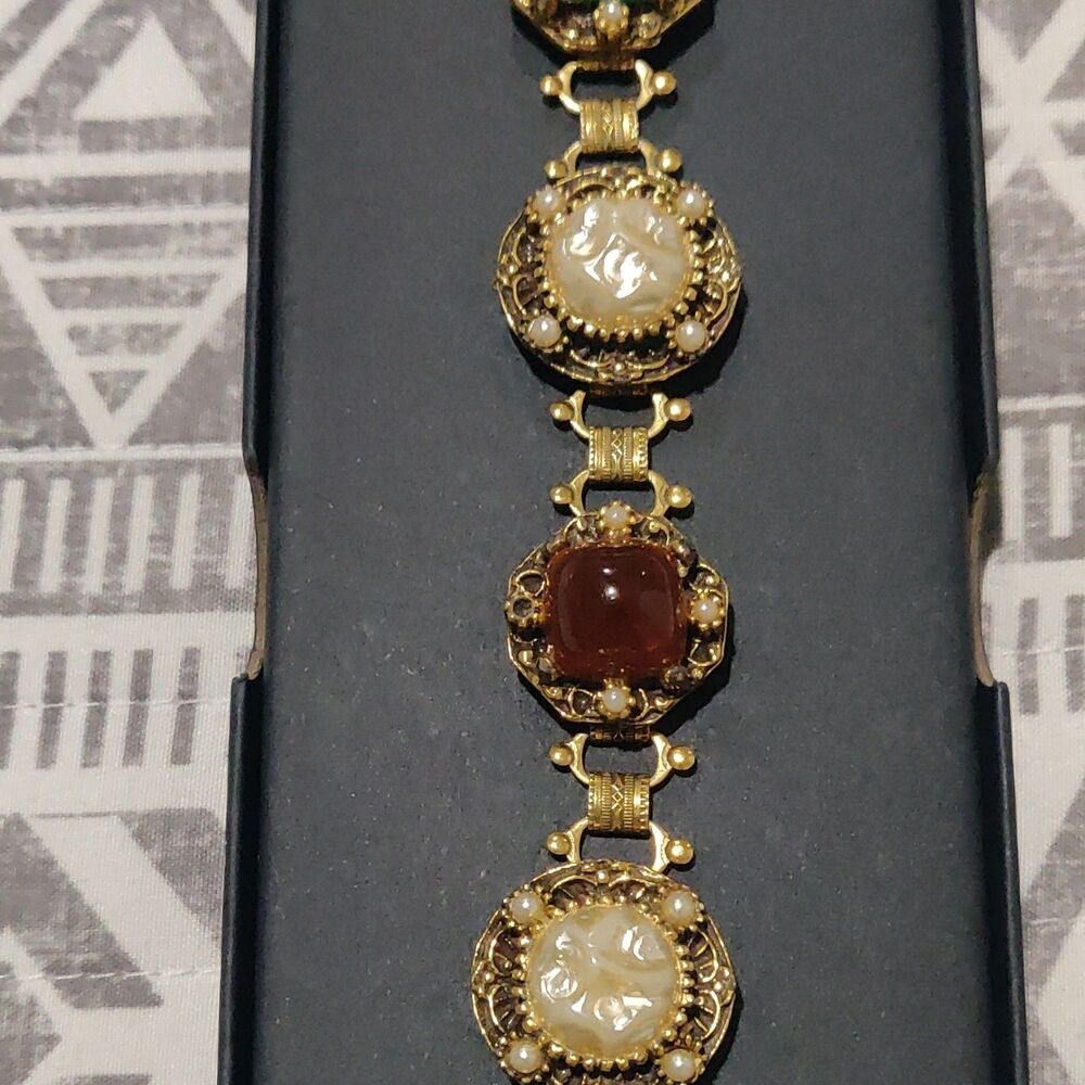 Gold Tone Bar Link Bracelet Bezel-Set Round Cabochon Stones Green/White/Purple